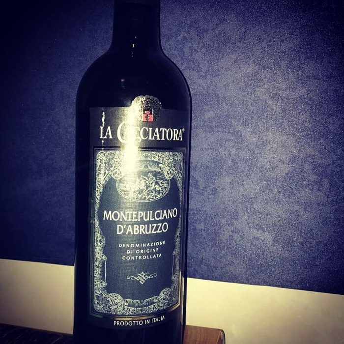 La Cacciatora Montepulciano D'abruzzo - Моё, Вино, Италия, Красный, Сухое, Длиннопост