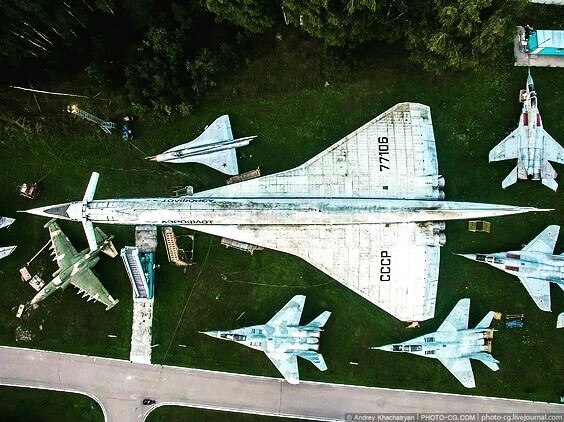 There is no flight without a country. - Abandoned, The photo, beauty, Airplane, Aviation, the USSR, Old