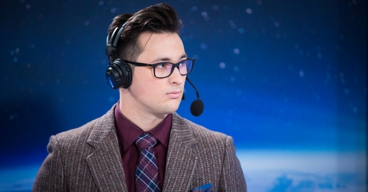 Тауфик «tafa» хидри. Комментаторы кс го. Комментаторы cs go. Комментатор кван кс го. Студия аналитики кс го.