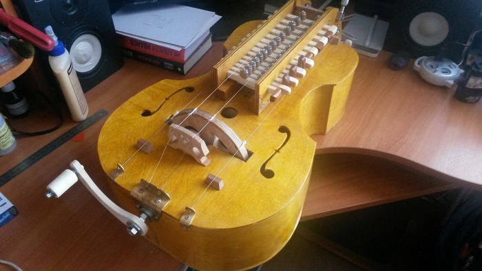 О том как я пилил колёсную лиру Музыкальные инструменты, Музыка, Своими руками, Длиннопост