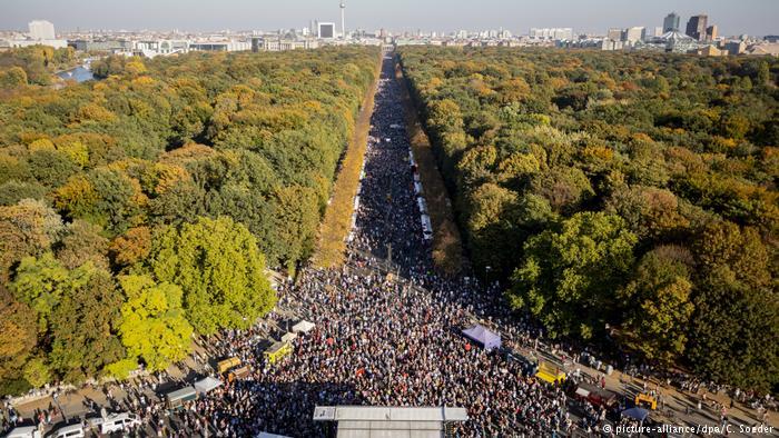 100 thousandth march in Berlin? No, it's not noteworthy... - Germany, Berlin, civil position, March, Demonstration