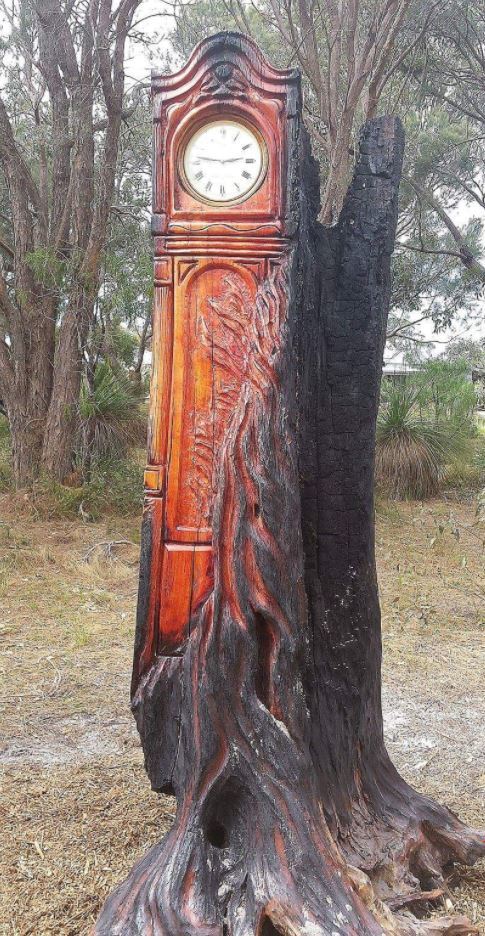 Burnt wood clock - Clock, Tree, The photo