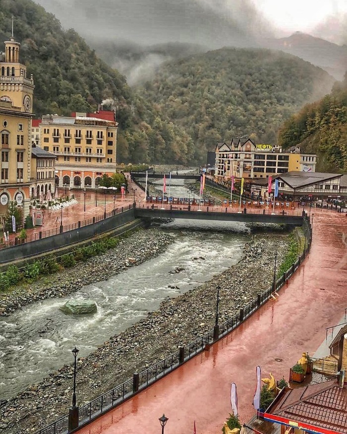 The Mzymta River in Rosa Khutor with a difference of one day - Mzymta, Sochi, Rosa Khutor, Mountain river, Flood, Precipitation, Longpost