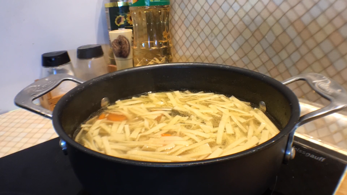 с чем подать куриный бульон. Смотреть фото с чем подать куриный бульон. Смотреть картинку с чем подать куриный бульон. Картинка про с чем подать куриный бульон. Фото с чем подать куриный бульон