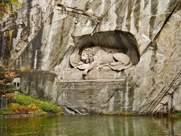 The most famous monument of loyalty and duty - Lucerne, Monarchy, Sculpture, Guard, Switzerland, France, Story, a lion, Longpost