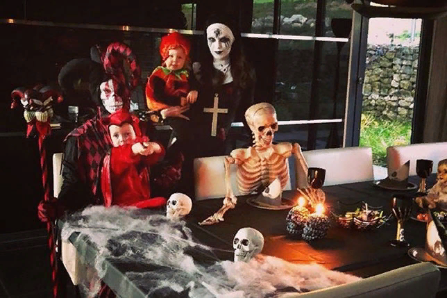 Casual family dinner - Formula 1, Halloween, Holidays, Humor, Kimi Raikkonen, Автоспорт, Race, Racers