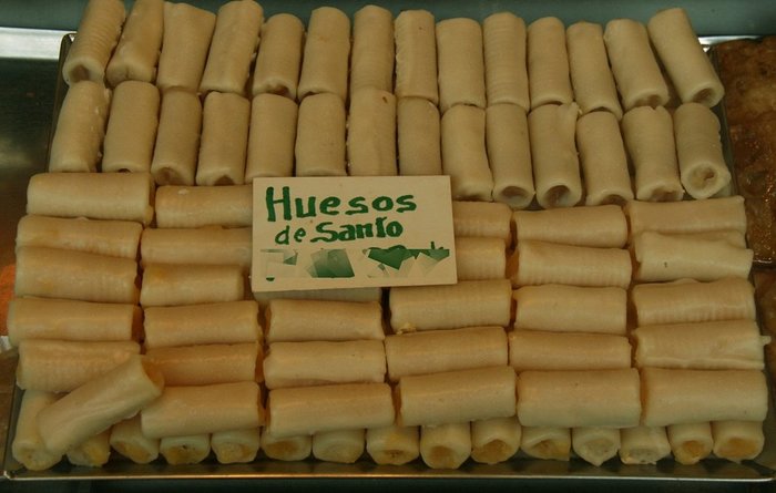 Huesos de santo or a bit about Halloween in Spain - My, Spain, Halloween, Traditions, Abroad, Food, Flowers, Cemetery, Longpost