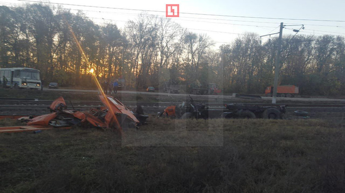 Video from the scene of an accident involving a train in the Krasnodar Territory - Society, Russia, Краснодарский Край, Crash, Road accident, Russian Railways, Violation of traffic rules, Liferu, Video