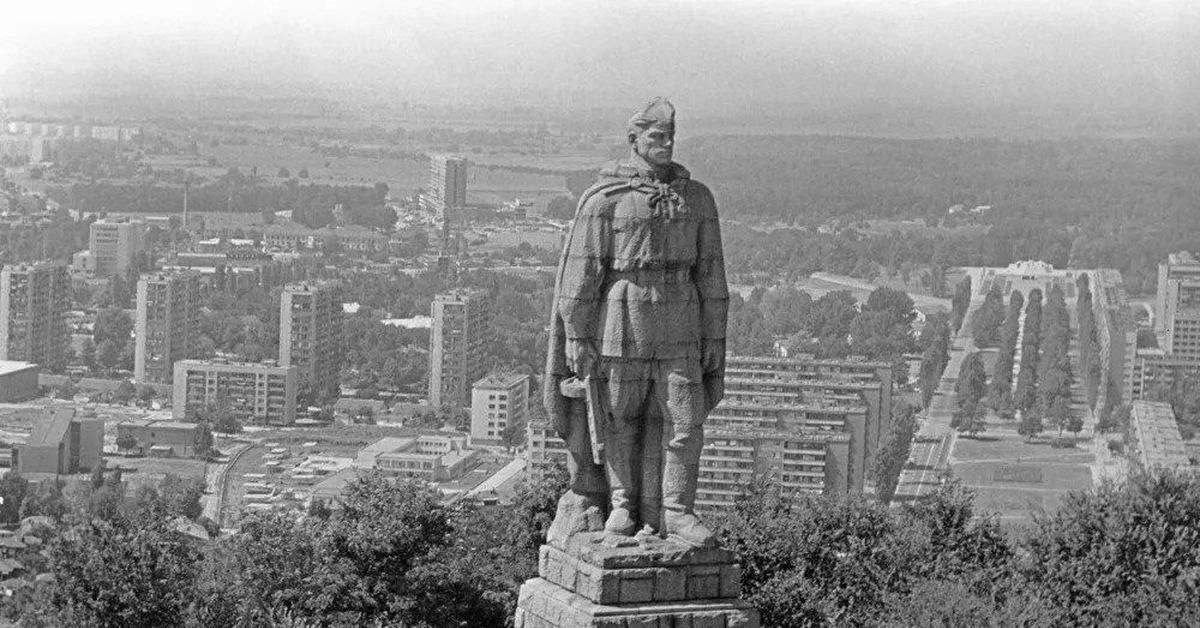 Памятник советскому солдату алеше