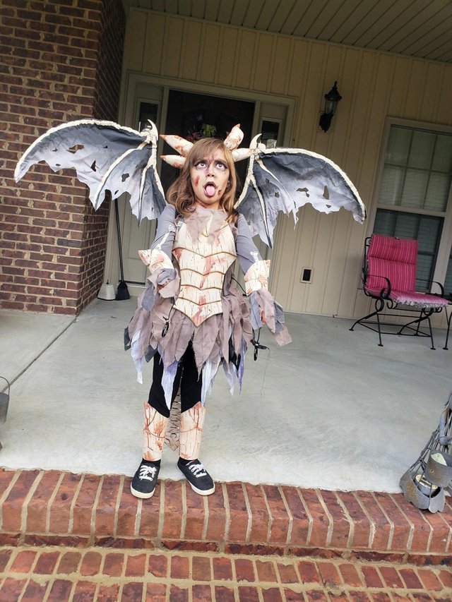 A belated post with a Halloween cosplay of an undead dragon from Skyrim - Reddit, Skyrim, The Dragon, Cosplay, Girl, Halloween