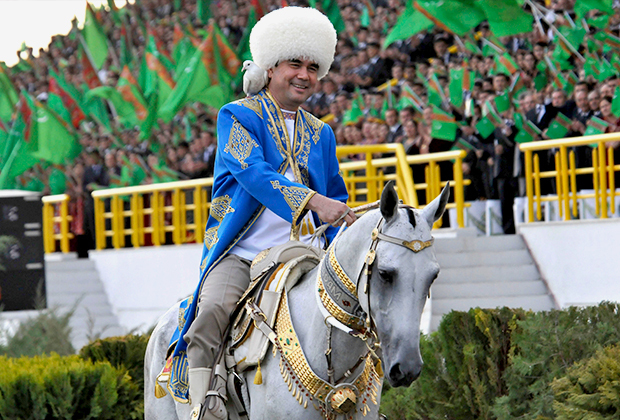 The story is over. - Turkmenistan, Turkmenbashi, Ruhnama, Totalitarianism, Cult of personality, A crisis, Longpost, 