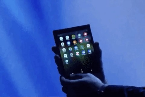 Samsung представили сгибаемый смартфон Samsung, Смартфон, Технологии, Гифка