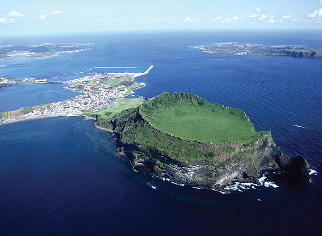 Rising Sun Peak. - South Korea, Jeju