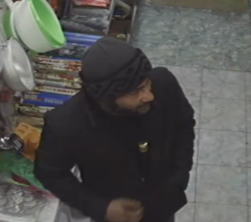 Thieves in the store. Who knows them? Saratov - My, Thief, Theft, Fraud, Villains, Attackers, Score, No rating, Video, Longpost