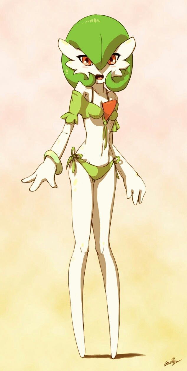 В купальнике