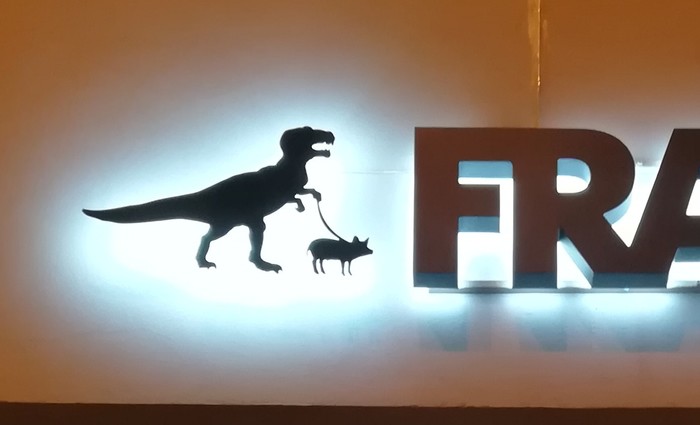 Restaurant sign at Five Corners - My, Saint Petersburg, A restaurant, Signboard, Pig, Dinosaurs, Topic