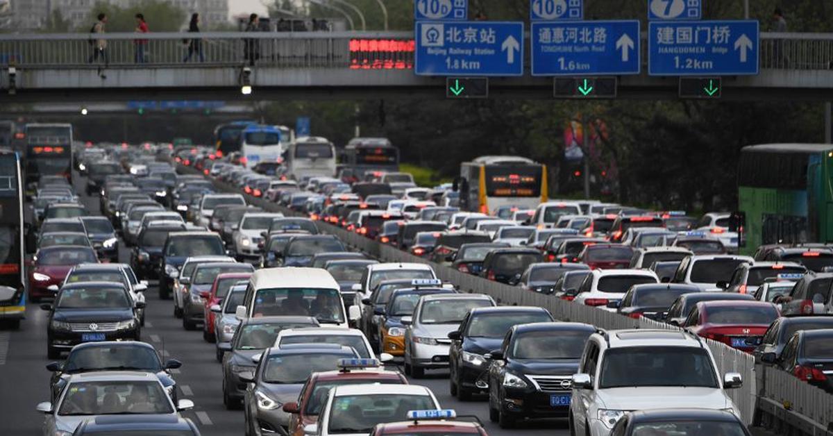 Бедные велосипеды. Велосипеды в китае на улице. Можно ли ездить в китай. Можно ли ездить в китай. Велорикша рикша такси.