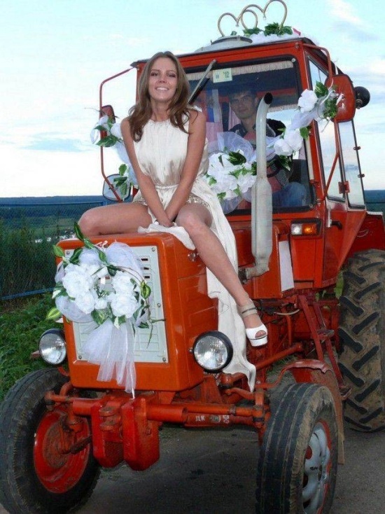 Tractor Day - Tractor driver, Bride, Question