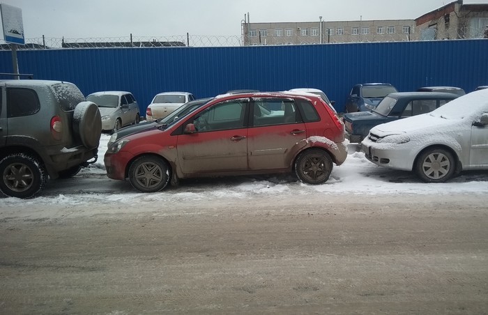 Small car parking! - My, Parking, Work, Narrowly, Accuracy, Broke, All good