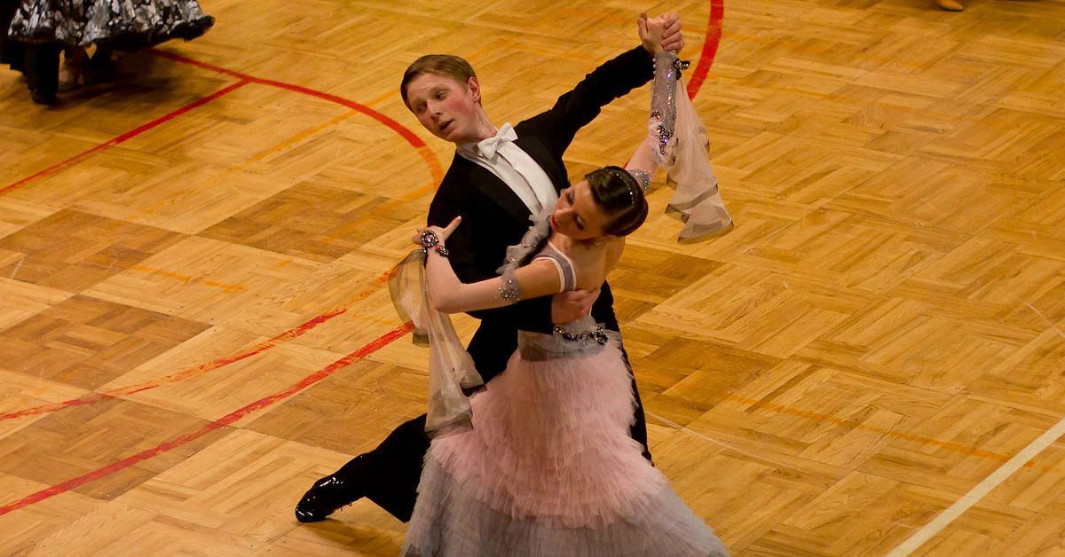 никита павлов бальные танцы. спортивные бальные танцы ростов. селиванов пехтерева бальные танцы. алексей золотаревский танцы бальные. бальные танцы в ростове на дону.