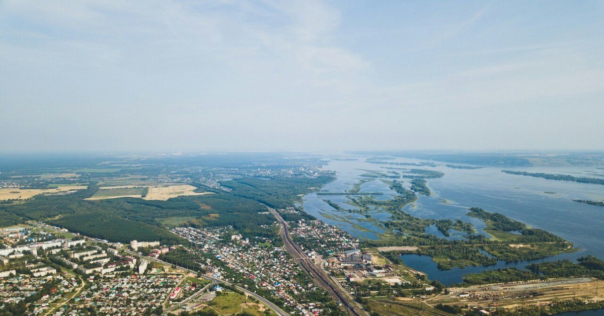 Фото зеленодольск. Зеленодольск Татарстан. Городское поселение город Зеленодольск. Зеленодольск Волга. Г.Зеленодольск Татарстан с птичьего полета ..