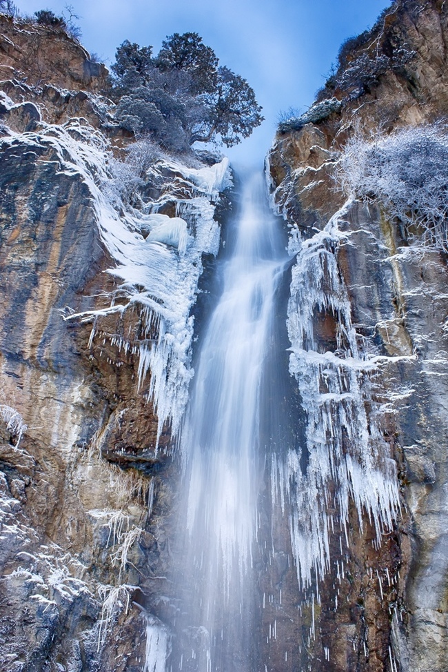 Waterfall in the Kegety gorge. - The photo, Waterfall, beauty of nature, Kyrgyzstan