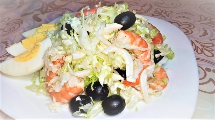 Delicious New Year's salad without mayonnaise with seafood. - My, Salad, New Year's salad, , Recipe, Video, Food, Cooking