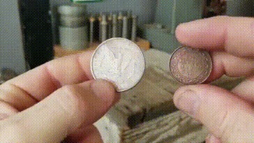 Кольцо из двух монет
