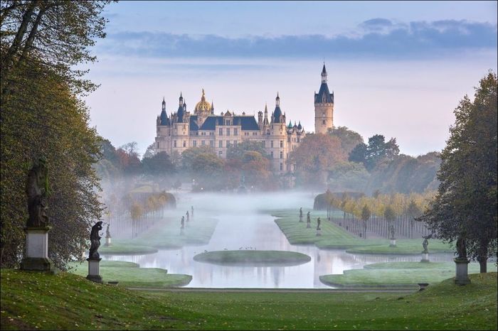 Schwerin Castle - Lock, Germany, , , Architecture