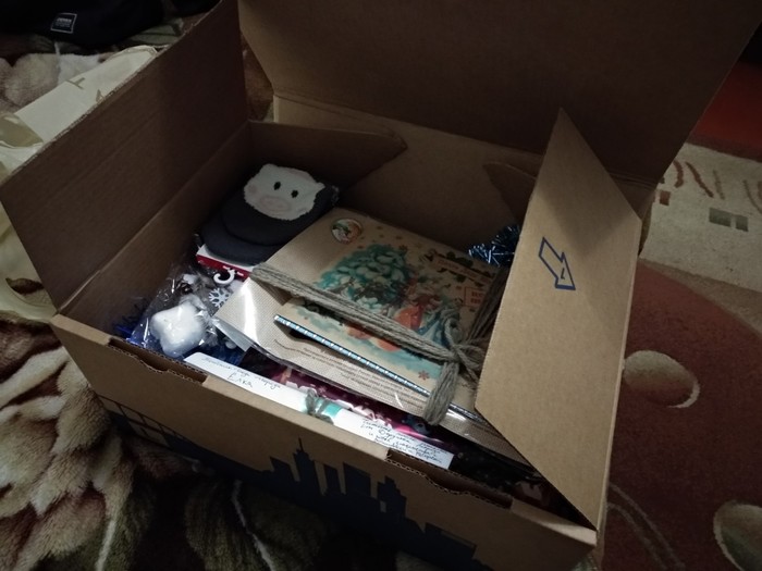 Порадуюсь за нас: за Дедушек Морозов, Снегурочек и прочих пособников этого снежного старичка.