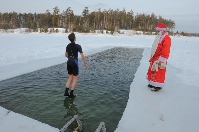 Grandpa, can I walk on water? - New Year, Father Frost, Jesus Christ, Water, Ice hole