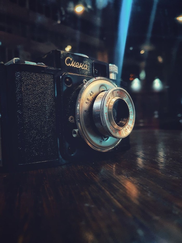 �������