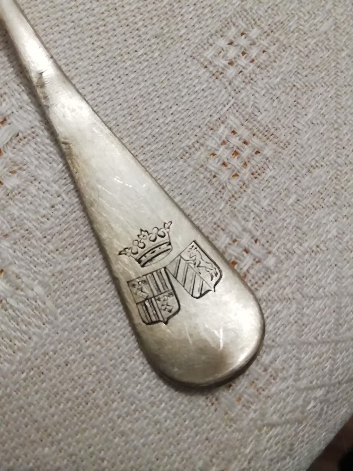 Guys, help identify the coat of arms - My, Search engine, Looking for information, What's this?, Where is it from?, Antiques, Artifact, Longpost, Question
