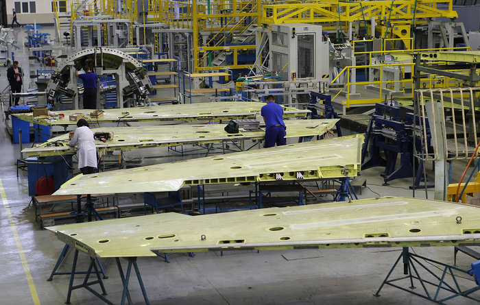 Kommersant: US sanctions blocked the supply of materials for the wing of the MS-21 aircraft - Society, USA, Japan, MS-21, Sanctions, Rostec, Oak, TASS, Longpost