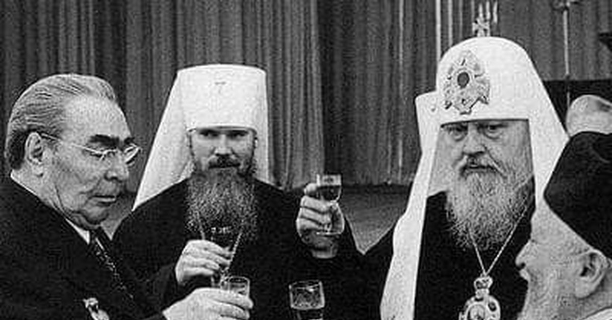 Борьба за власть церкви. Брежнев и Церковь. Священники в Советском Союзе.