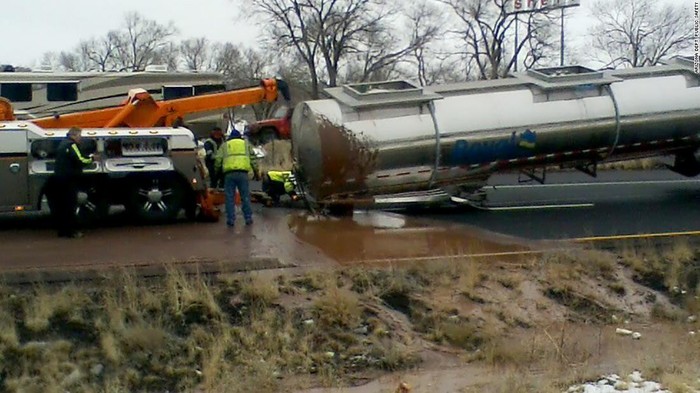 Spilling 40,000 pounds of chocolate in Arizona - Chocolate, Arizona, Road accident, Vytek