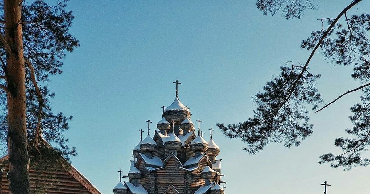 Храм Покровского в Шлиссельбурге. Усадьба Богословка в снегу.