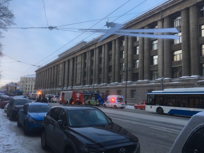 Горит Арбитражный суд города Санкт-Петербурга и Ленинградской области - Суд, Арбитраж, Пожар, Длиннопост, Арбитражный суд