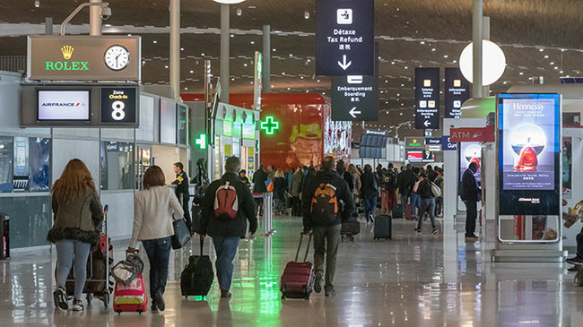 In Paris, air passengers were evacuated because of the journalist's fashionable shoes - Society, Paris, The airport, Fashion, Shoes, Explosives, Evacuation, Tvzvezdaru