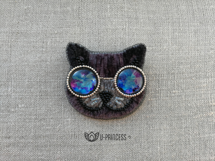 Brooch Cat. Upgrade. - My, cat, Brooch, Beads, Chenille, Handmade, Needlework without process, Longpost