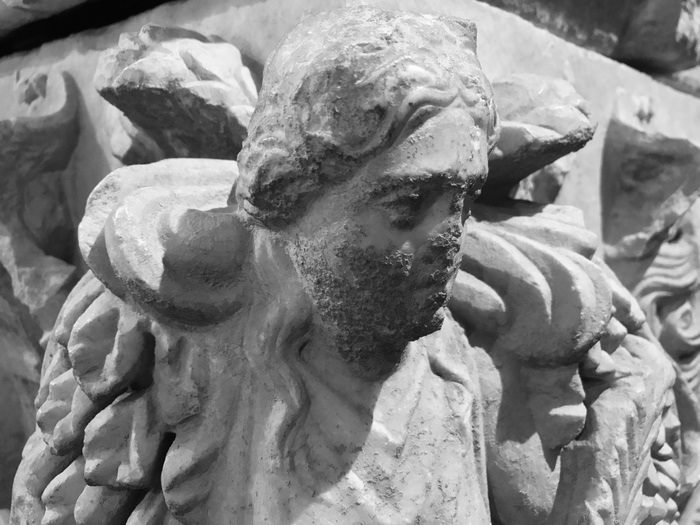 � ������