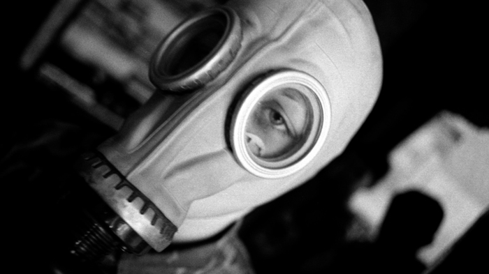 Late - sit in a gas mask: Children's Ombudsman did not appreciate the methods of education of a life safety teacher - School, life safety fundamentals, Mask, Upbringing