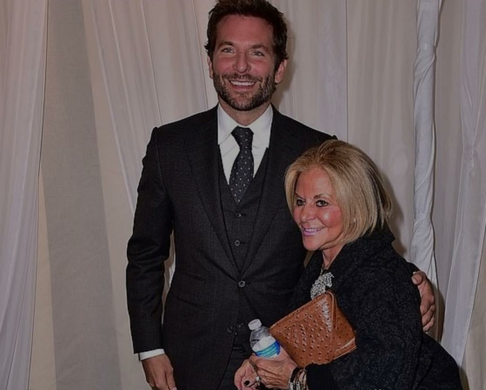 Bradley Cooper with mom. - Actors and actresses, Bradley Cooper, Mum, Movies, Hollywood, Longpost