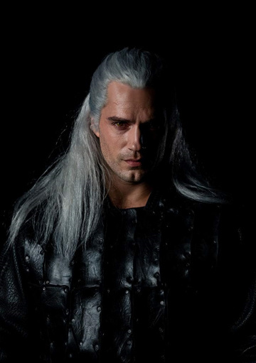 Just realized who he reminds me of - Witcher, Lord of the Rings, Geralt of Rivia, Legolas, Henry Cavill, Orlando Bloom, Comparison