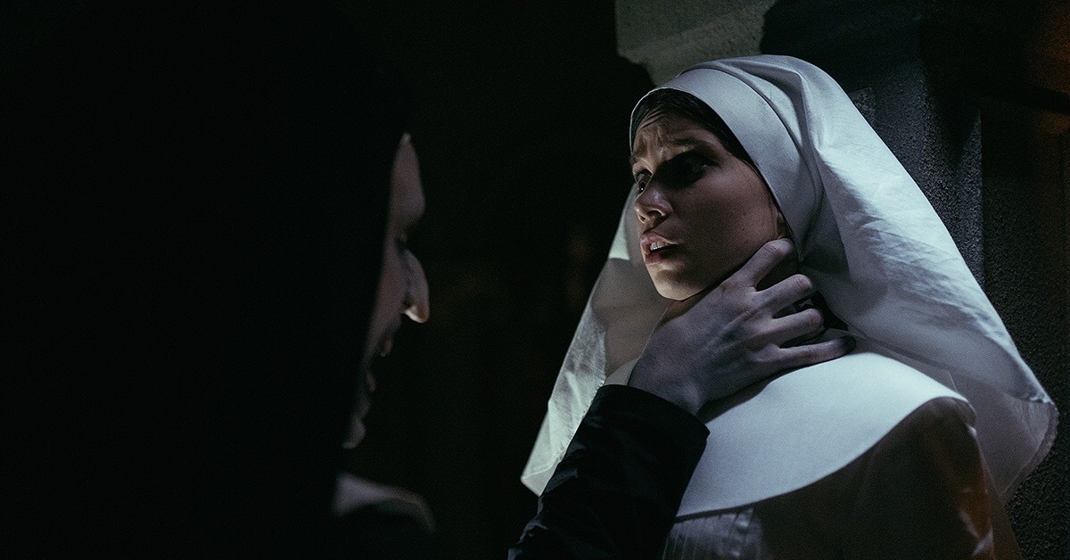 The nun. Проклятие монахини фильм. Проклятие монахини сестра Виктория. Проклятие монахини сестра Айрин. Фильм проклятие монахини ужасы 2018.