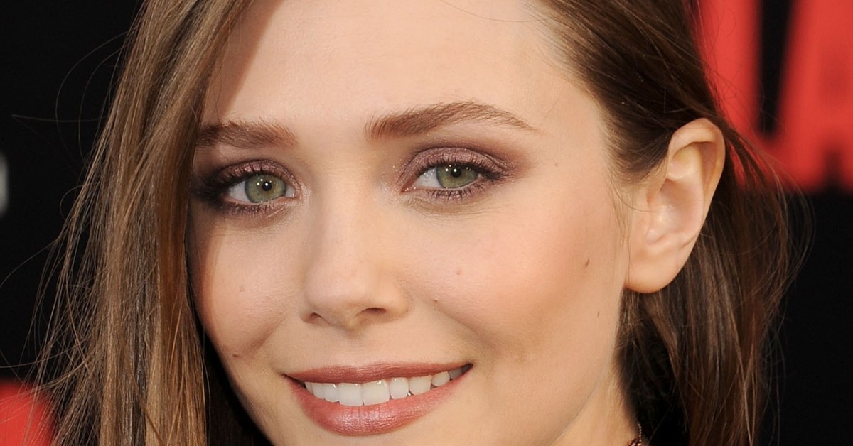 Elizabeth olsen. Элизабет Олсен 2013. Актриса Элизабет Олсен фото. Элизабет Олсен портрет. Элизабет Олсен smile.