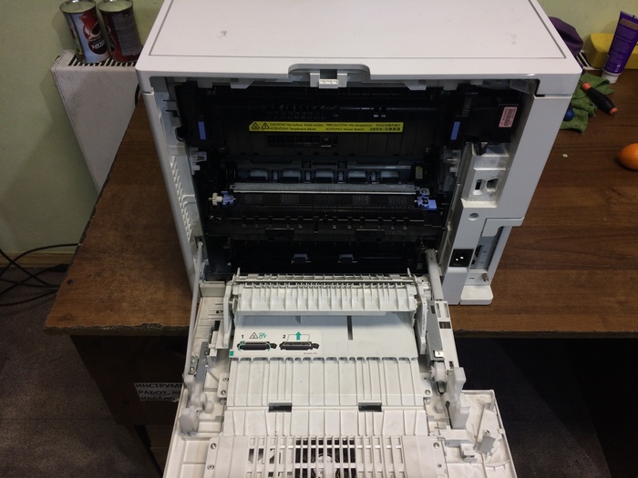   HP LaserJet Enterprise M608.  ,  ,  , , 