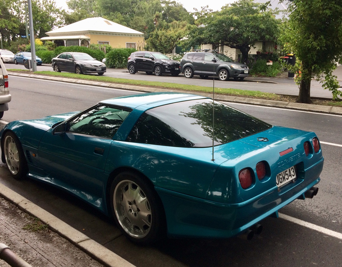 Chevrolet Corvette C4 - этот красавец продавался с 1990 года, и только в качестве купе в стиле фастбэк. Корвет уходит в небеса... - Моё, Американский автопром, Авто, Chevrolet Corvette