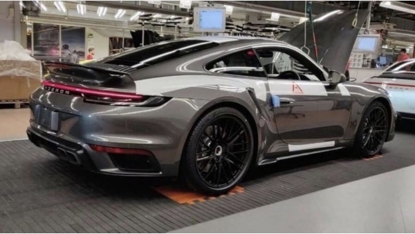 Porsche 992 turbo 2020 года на конвеере - Машина, Porsche, Новинки