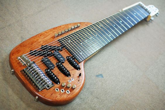 Поговори хоть ты со мной,Подруга многострунная. | Пикабу